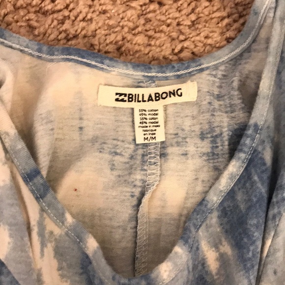 Billabong dress - Picture 2 of 3